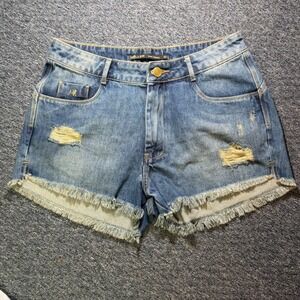 Miller Jeans Deluxe women Distressed Denim Shorts Medium Wash Frayed Hem Size 42